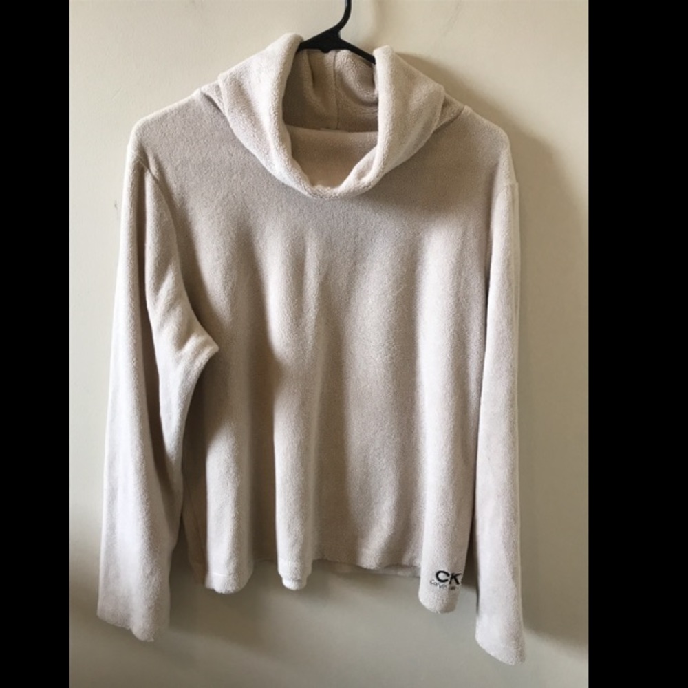 Fuzzy Calvin Klein Turtleneck - XL